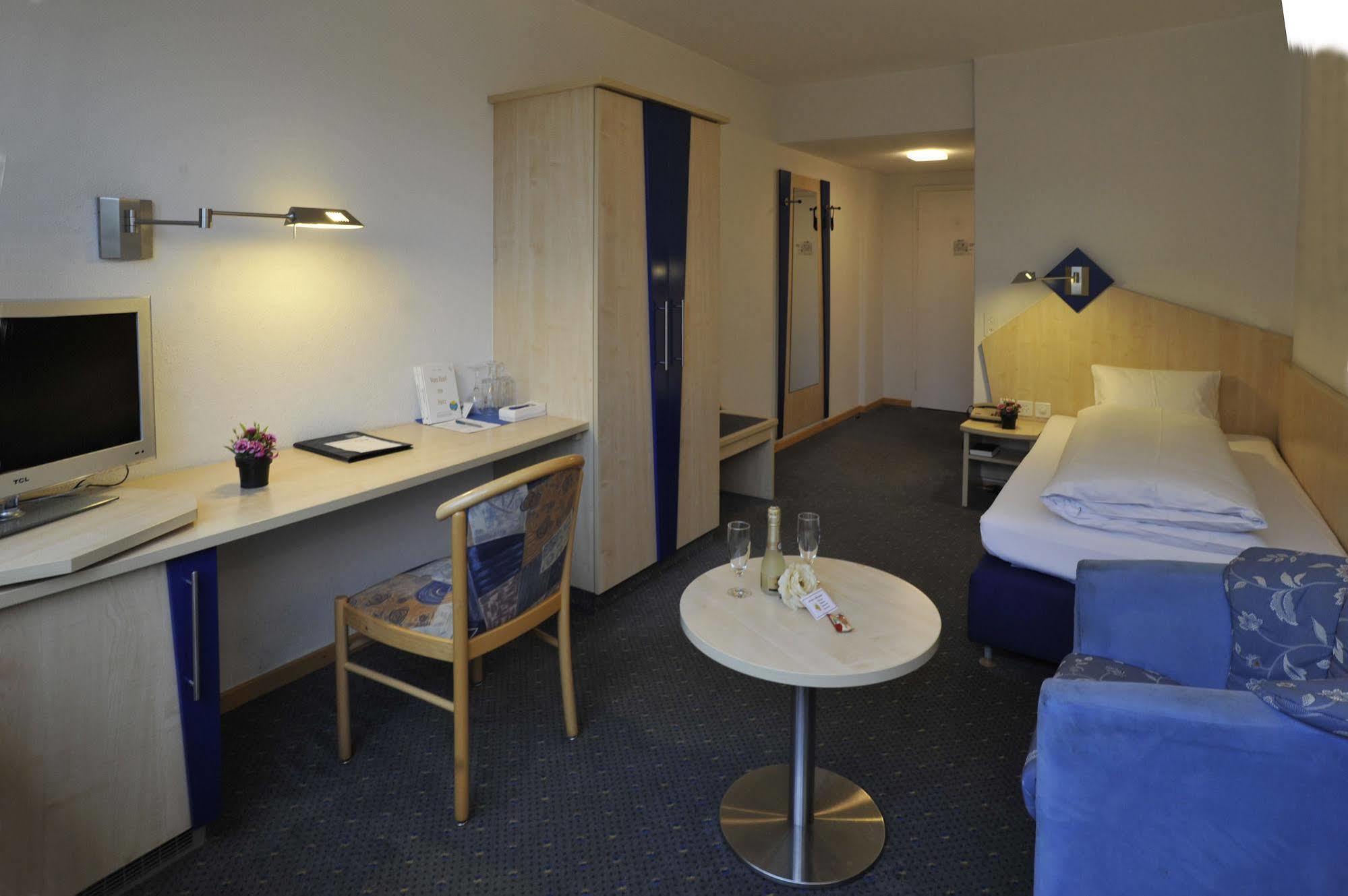 Hotel Blumenstein Self-Check In Frauenfeld Eksteriør bilde