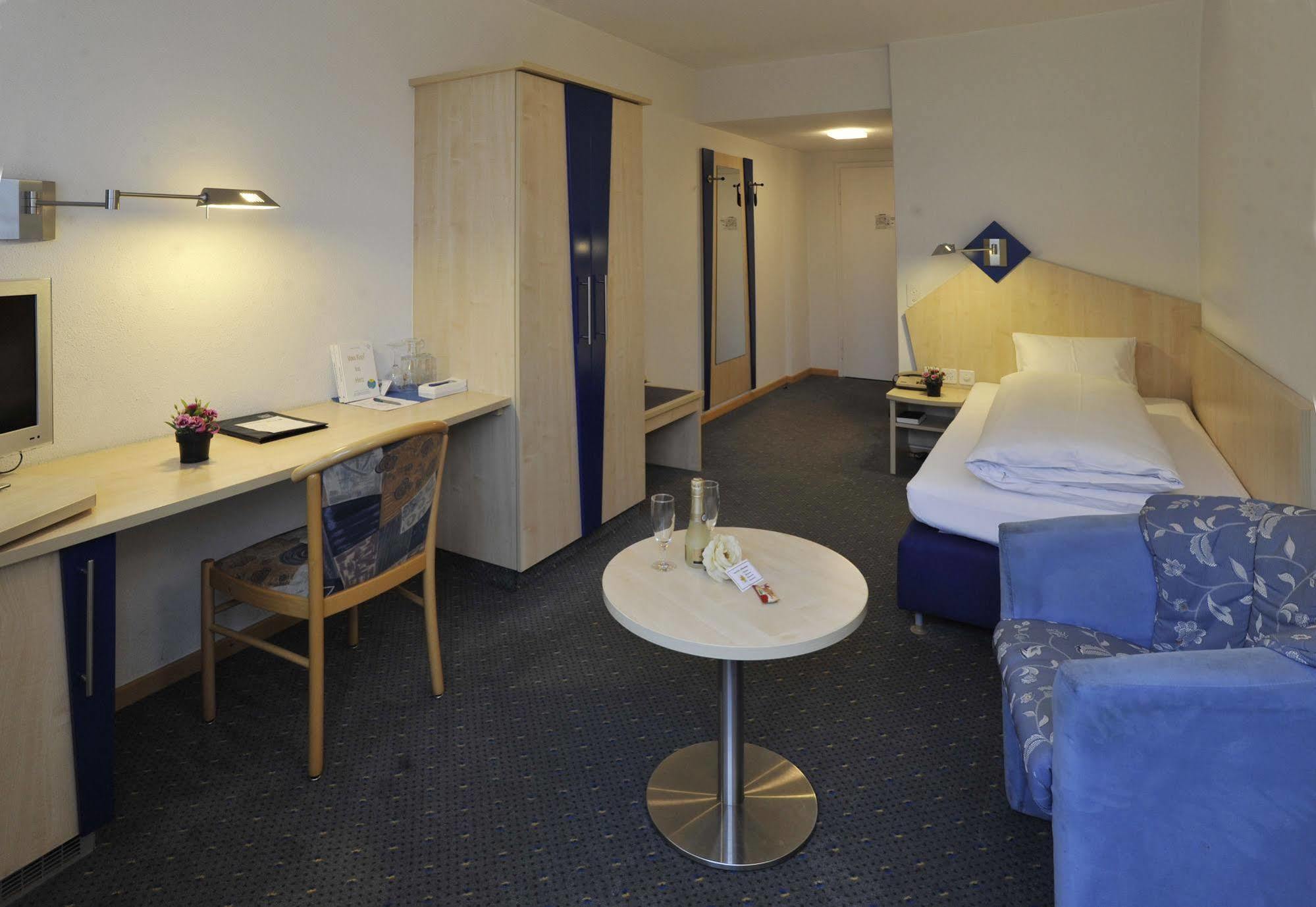 Hotel Blumenstein Self-Check In Frauenfeld Eksteriør bilde
